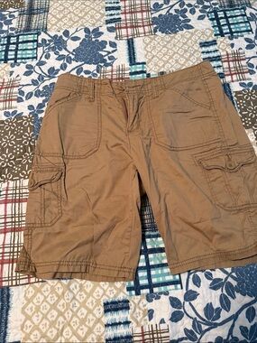 Women’s Tan Cargo Shorts, 100% Cotton, 9” inseam Bermuda